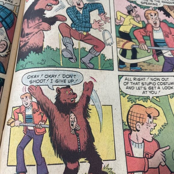 Archie Series Life With Archie #157 May 1975 Comic Vintage Bagged Boarded - Picture 7 of 7